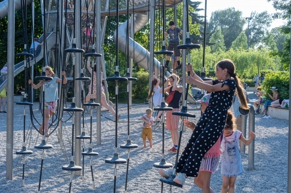 В городе в текущем году построят 24 игровые площадки для детей