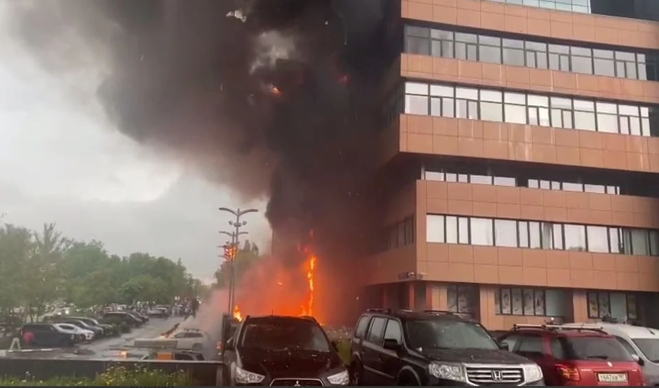 Ранее сообщалось, что при пожаре пострадали два человека.