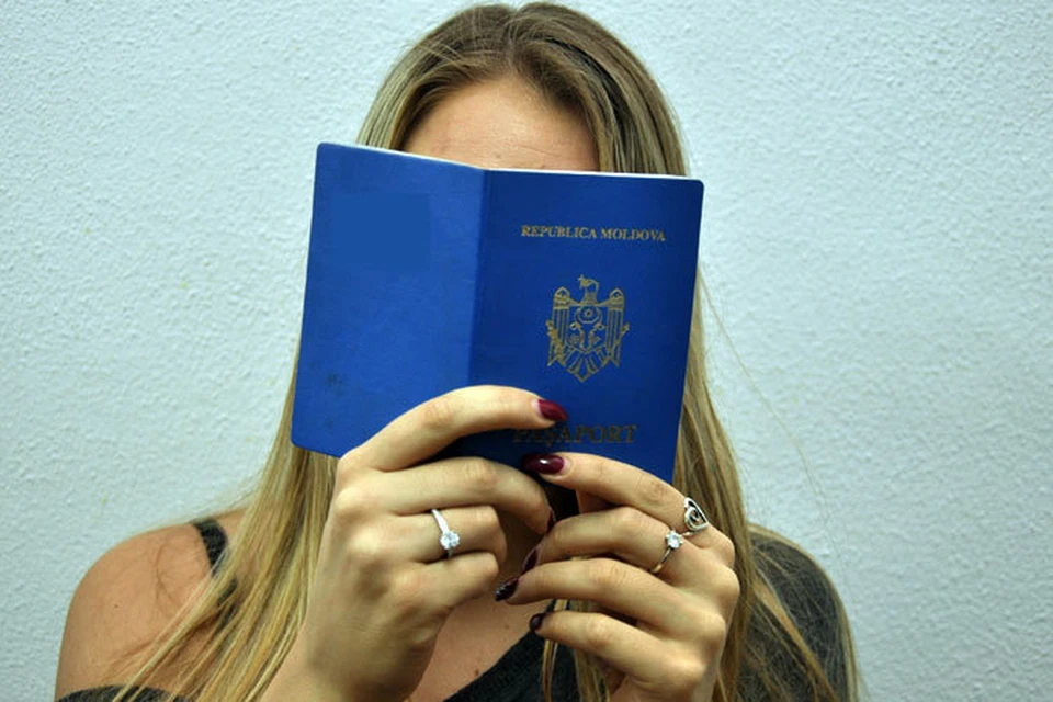 С молдавским просроченным паспортом сегодня далеко не уедешь.