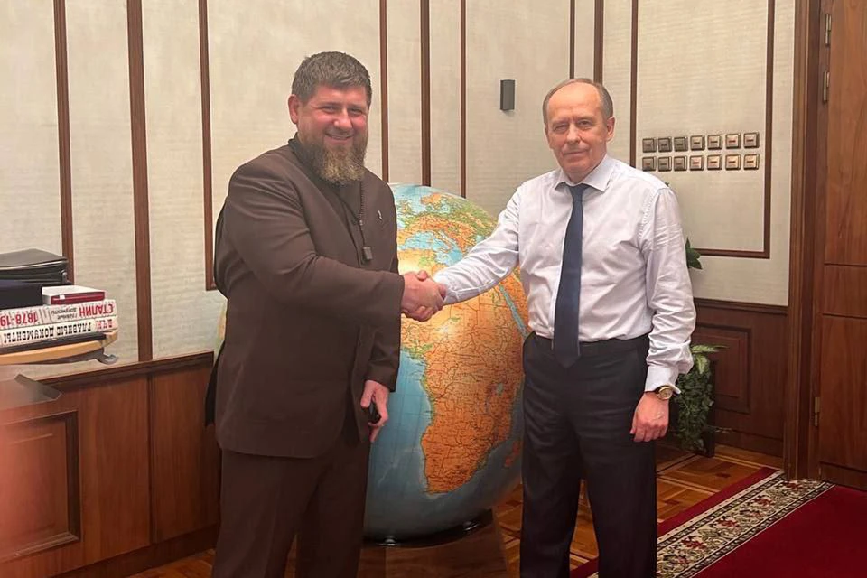 Директор Федеральной службы безопасности Александр Бортников и глава Чечни Рамзан Кадыров