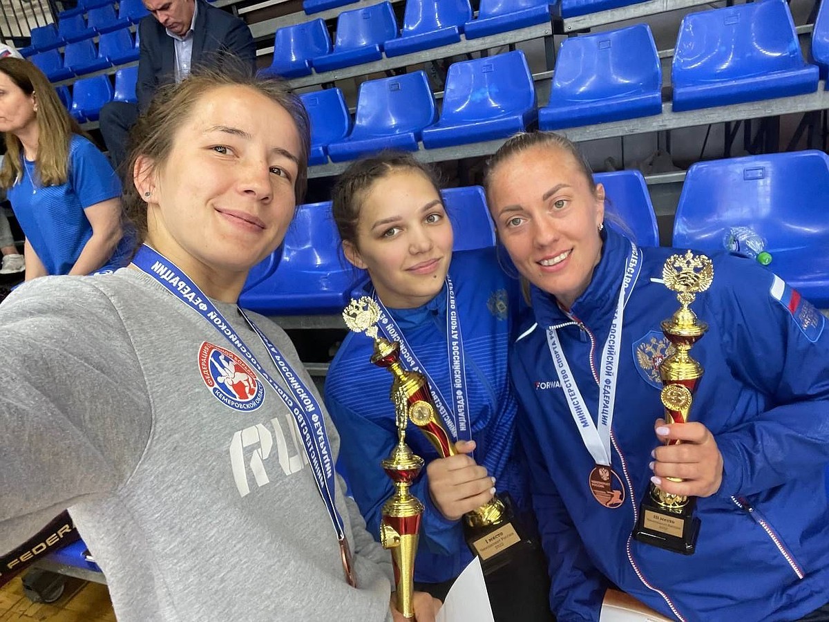 Кузбасская спортсменка завоевала золотую медаль чемпионата России по  вольной борьбе - KP.RU