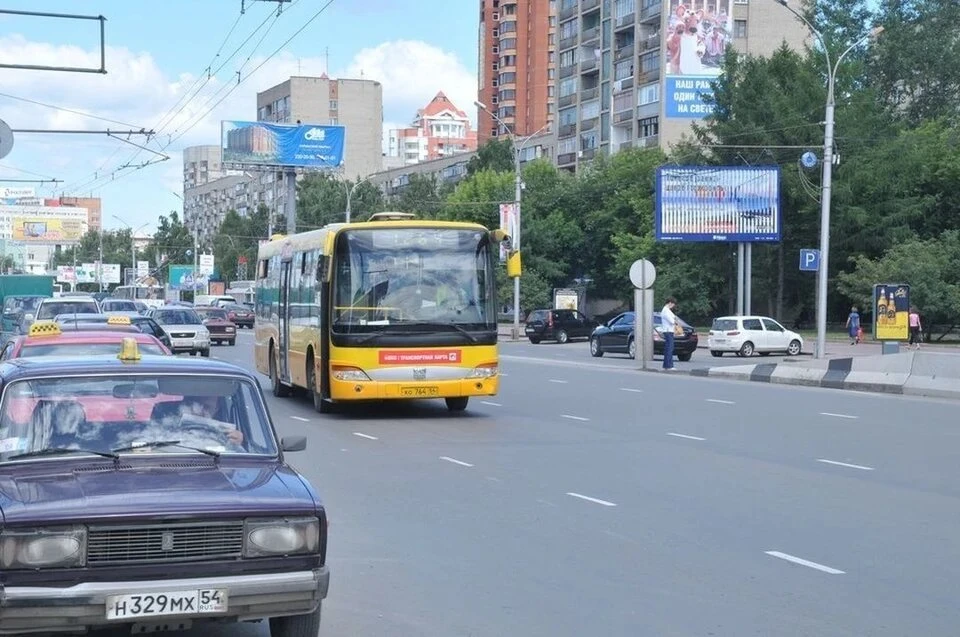 В Новосибирске на Родительскую субботу и Троицу выпустят дополнительный транспорт.
