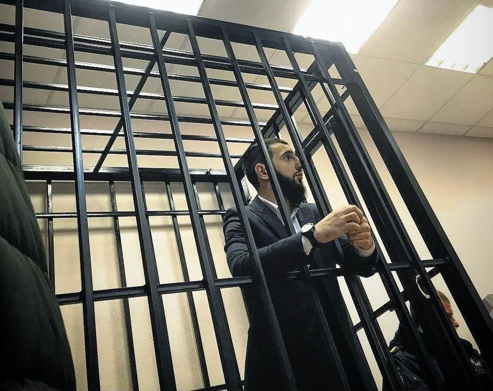 В Югре скандального блогера и его сообщников осудят за вымогательства Фото: Страница блогера Талеха Насибова в соцсети "Вконтакте"