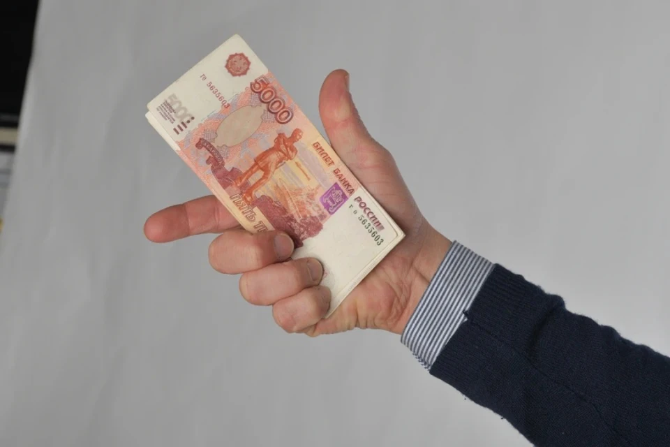 Пенсионер из Усть-Илимска отдал мошенникам более 800 тысяч рублей