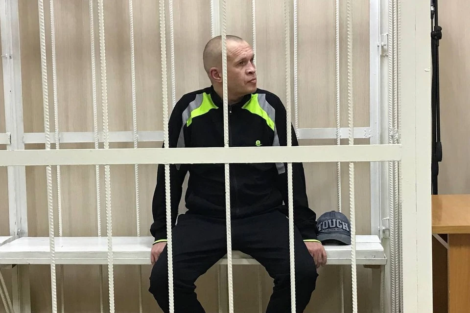 Таксист свою вину в убийстве отрицает.
