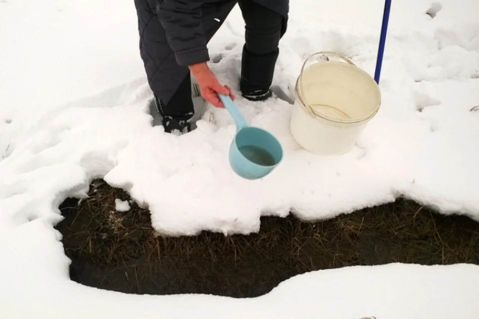 Местным жителям приходилось топить снег и собирать дождевую воду. Фото: ОНФ Кировской области