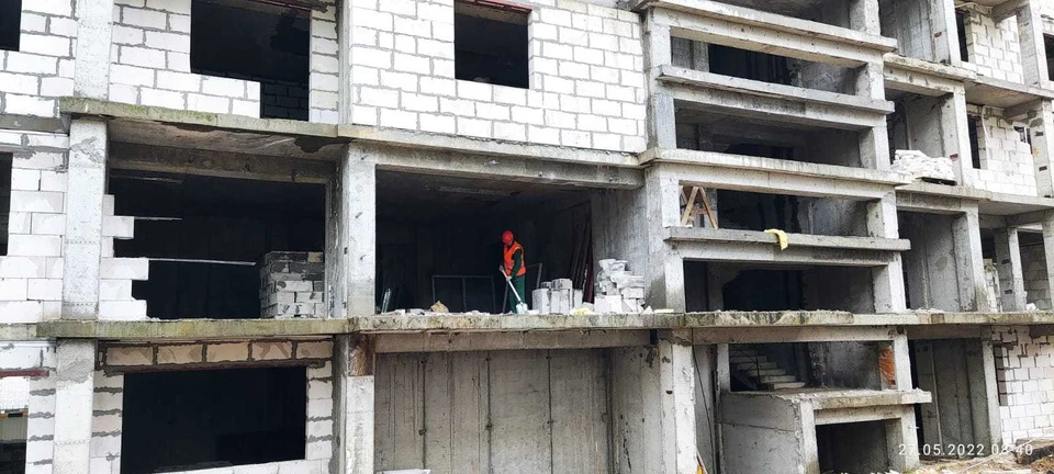 На объекте задействовано более 50 рабочих.