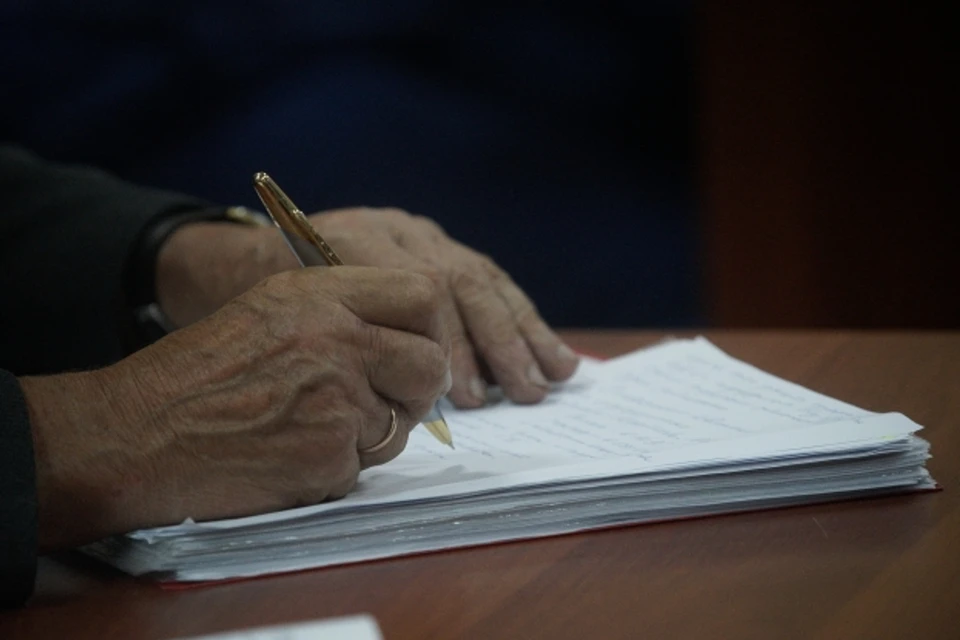 Полицейский сфальсифицировал четыре заявления