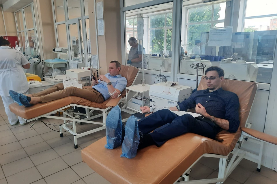 В Ростовской области в День донора жители сдали более 220 литров крови.