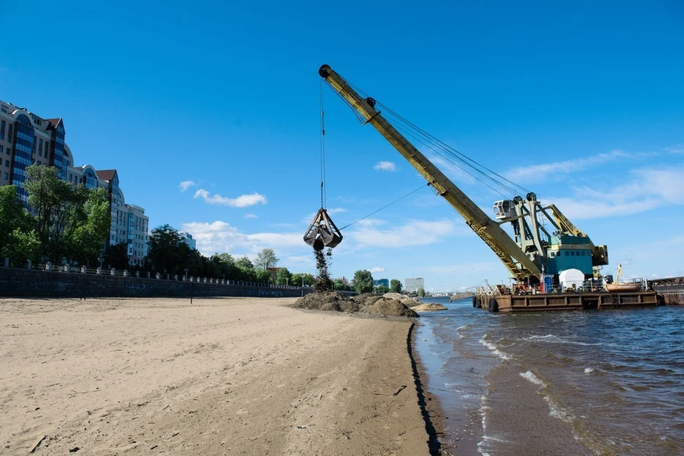 Из-за подтопления пляжей специалисты не могут завершить работы по их подготовке