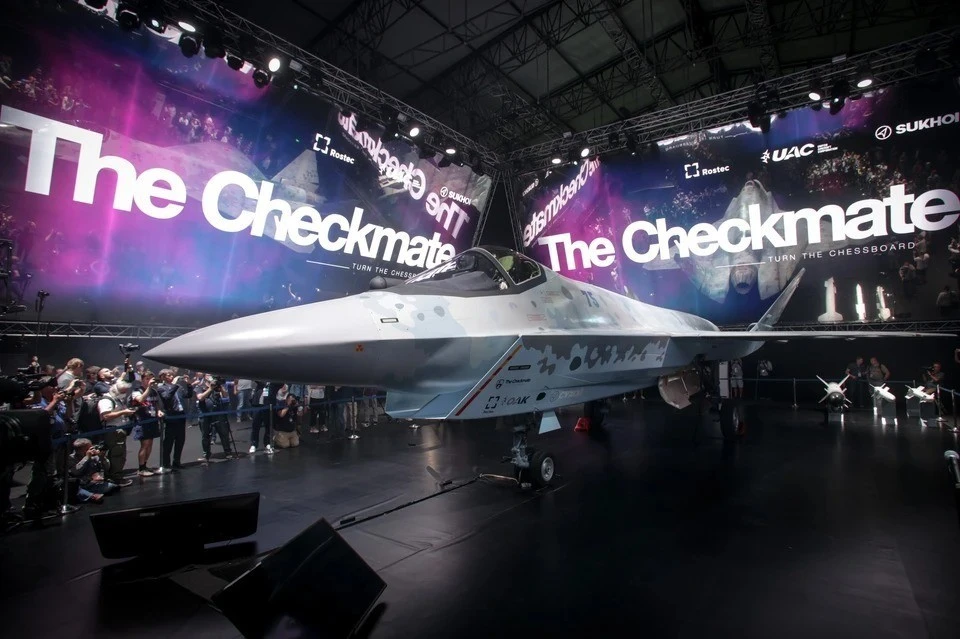 Первый полет нового истребителя пятого поколения Су-75 Checkmate намечен на 2025 год