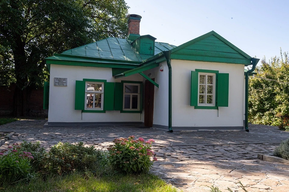 Во время обсуждений представят два варианта благоустройства сквера Фрунзе.