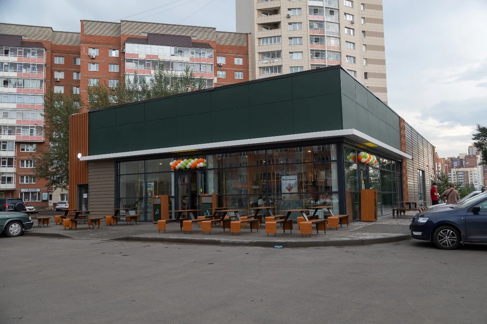 Где в Красноярске находятся рестораны «Вкусно и точка» в 2022 году: адреса, время работы, средний чек