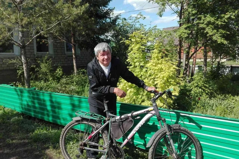 Мужчина преодолел около 1800 километров
