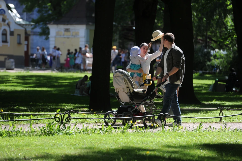 В Санкт-Петербурге и Ленинградской области увеличился размер ежемесячной выплаты из средств материнского капитала