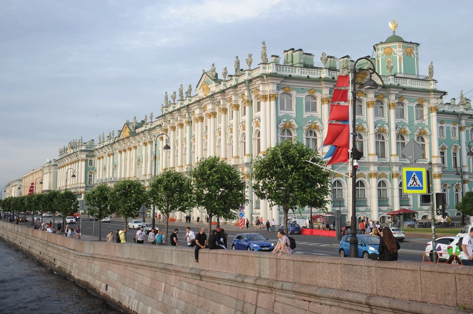 Эрмитаж будет работать в понедельник.