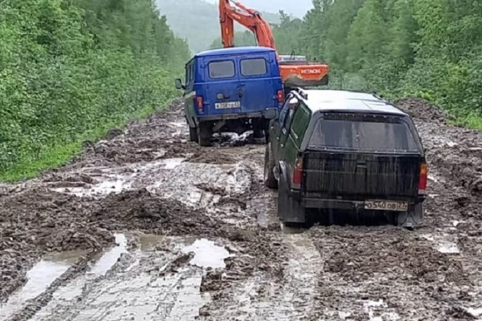 Дорогу в район имени Полины Осипенко отремонтируют за 10 дней Фото: администрация района имени Полины Осипенко