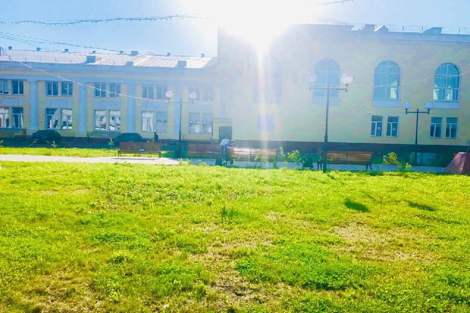 Клумбу сделают у Дворца культуры. Фото: vk.com/tvoy_kirovsk