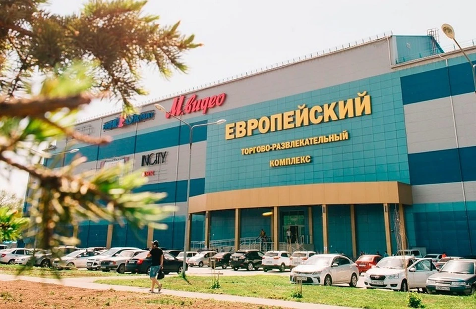 Пока в ТРК будут работать лишь три из четырех этажей