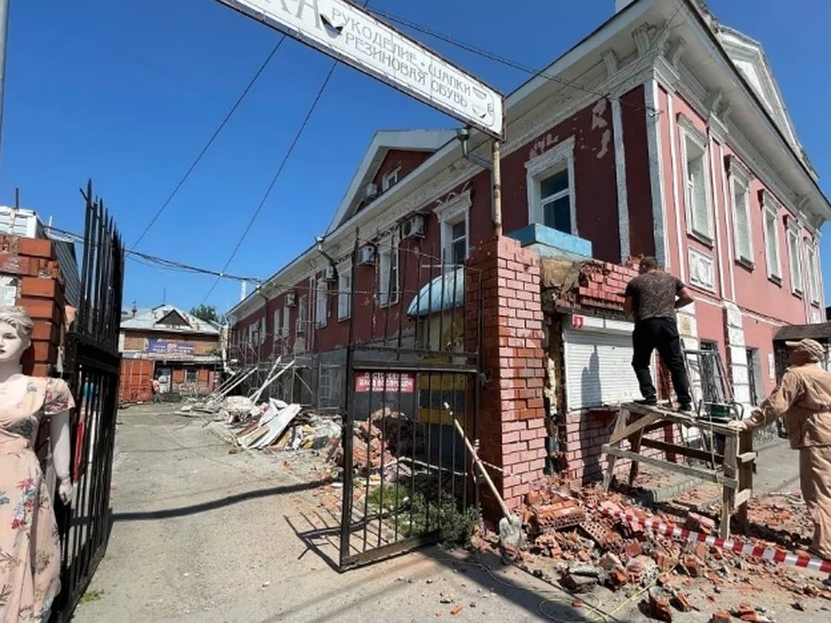 Архитектурный памятник на месте дома Ползунова отремонтируют в Барнауле -  KP.RU