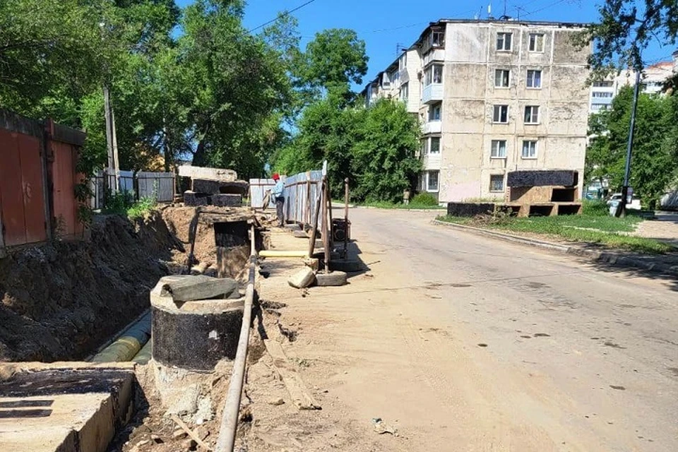 Сергей Кравчук поручил взять под контроль восстановление дорог и тротуаров в городе