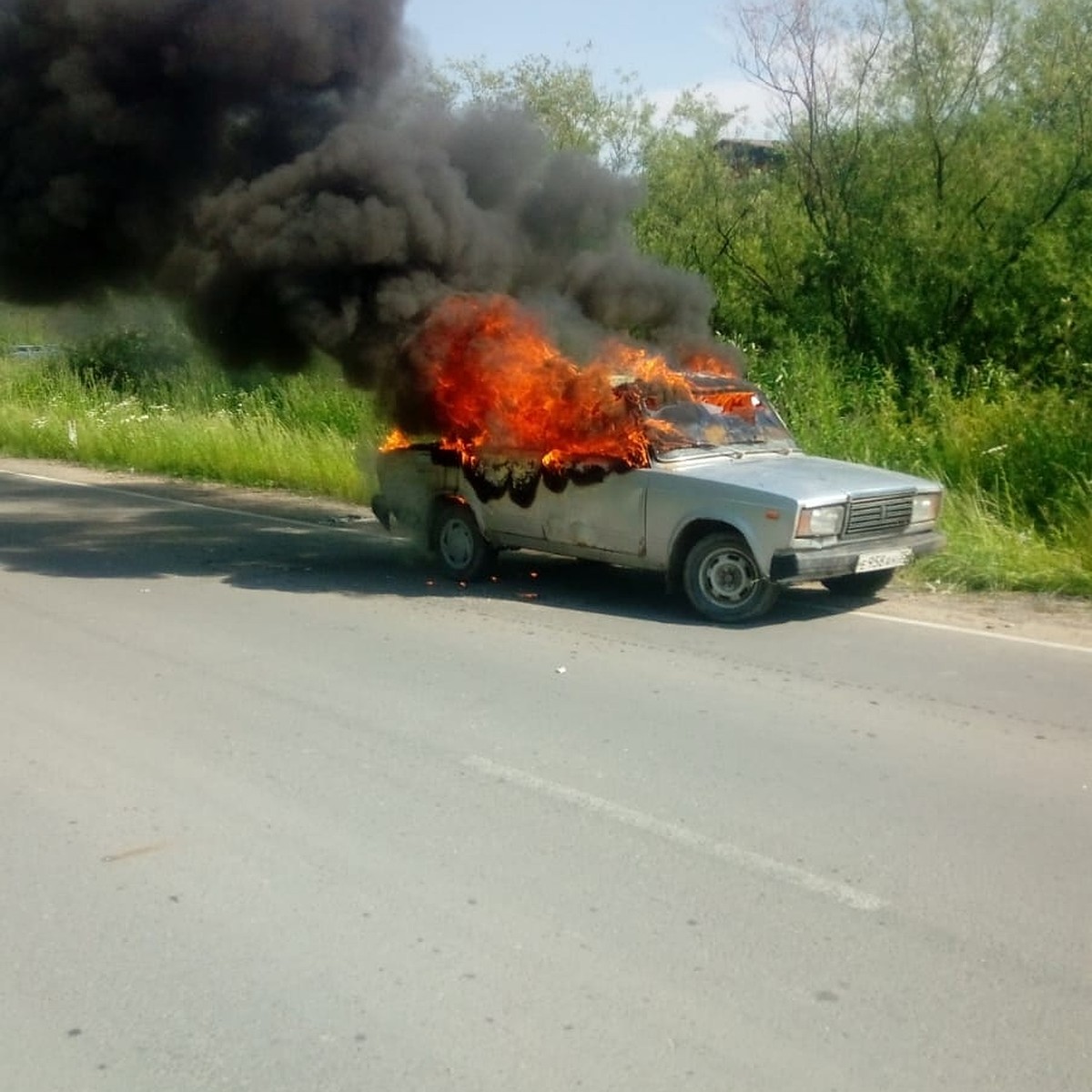 В Кадникове неизвестные сожгли автомобиль - KP.RU