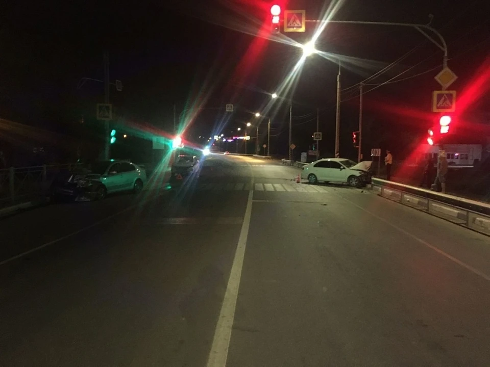 В Астрахани произошла авария, в которой пострадали дети