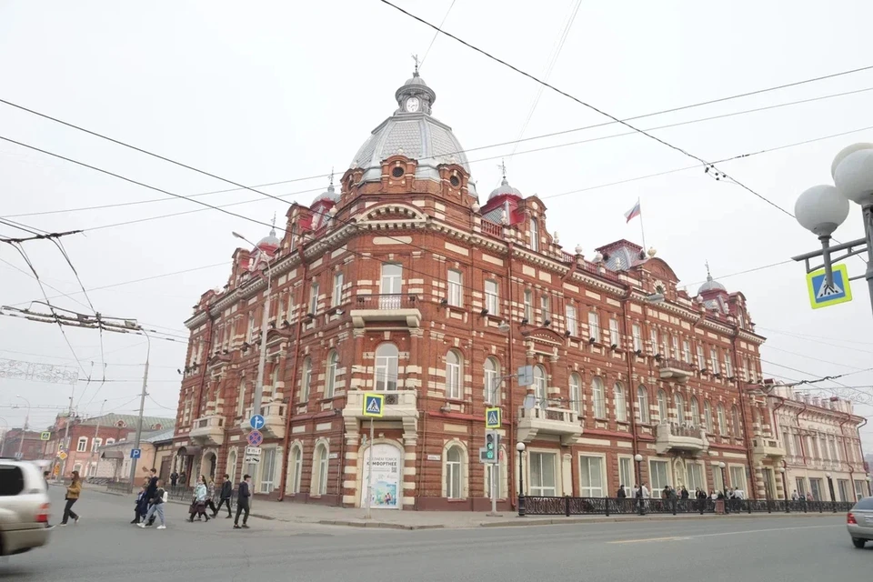 Пожар на чердаке городской администрации ликвидирован.
