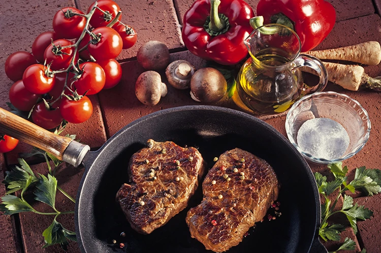 Железный аргумент: мясо, гречка и кунжут — что есть, чтобы не «заработать» анемию