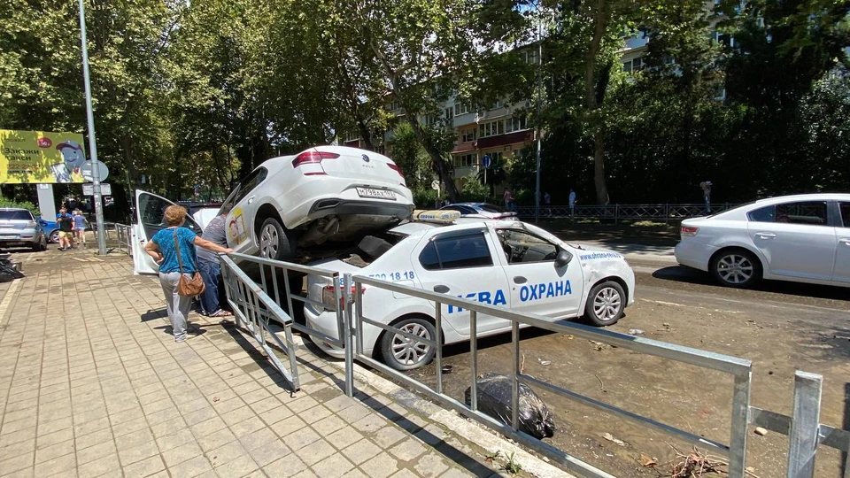 Улица Донская