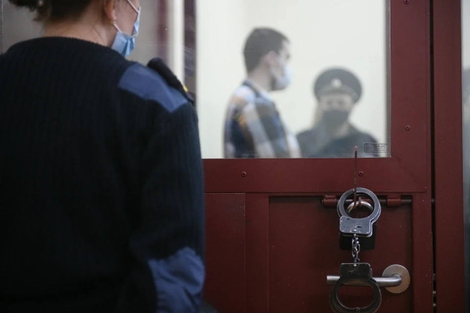 Бывшего инспектора лесничества признали виновным в получении взяток в Иркутске