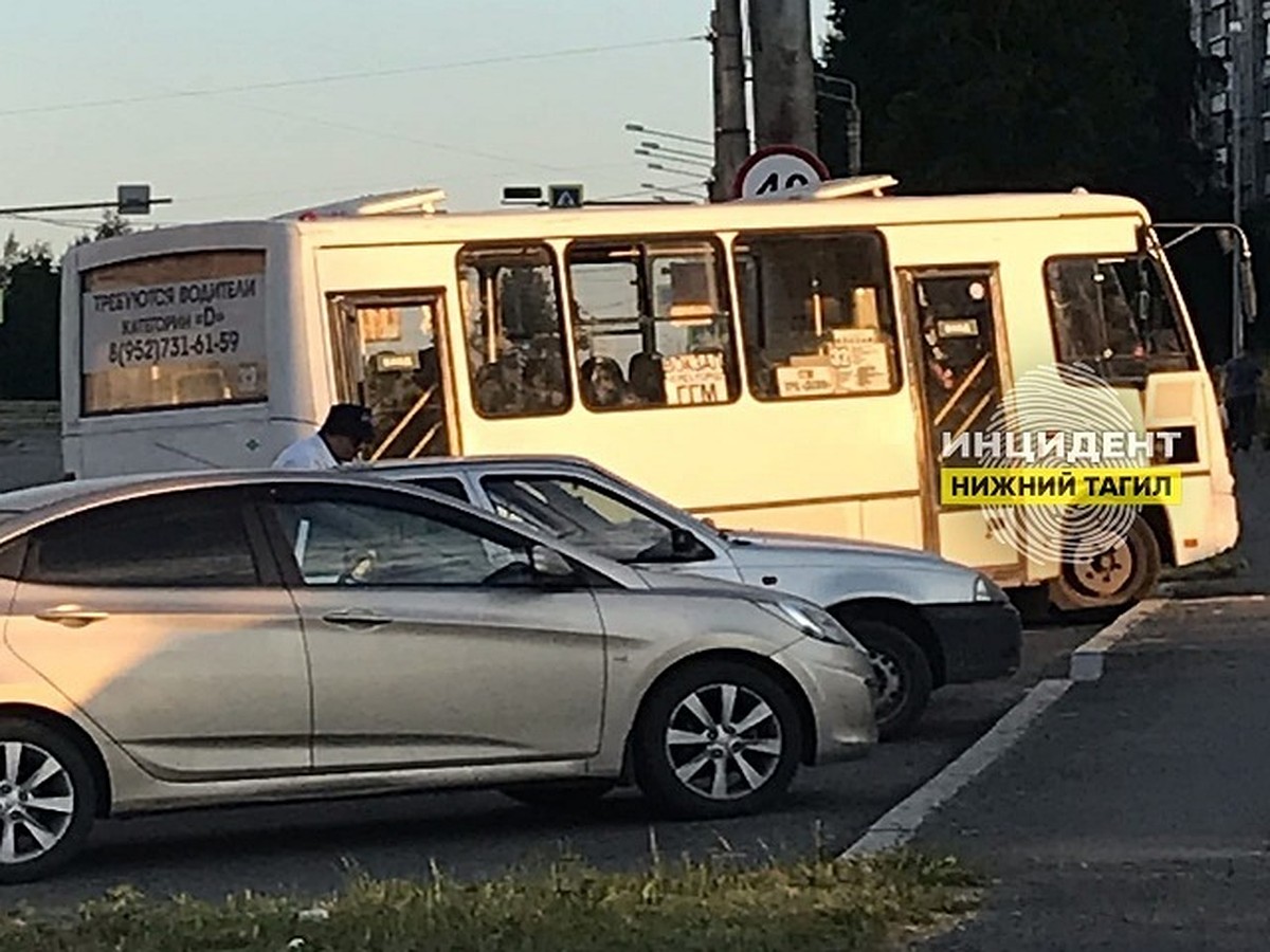 В Нижнем Тагиле водитель автобуса наорал на пассажиров и выгнал их из  транспорта - KP.RU