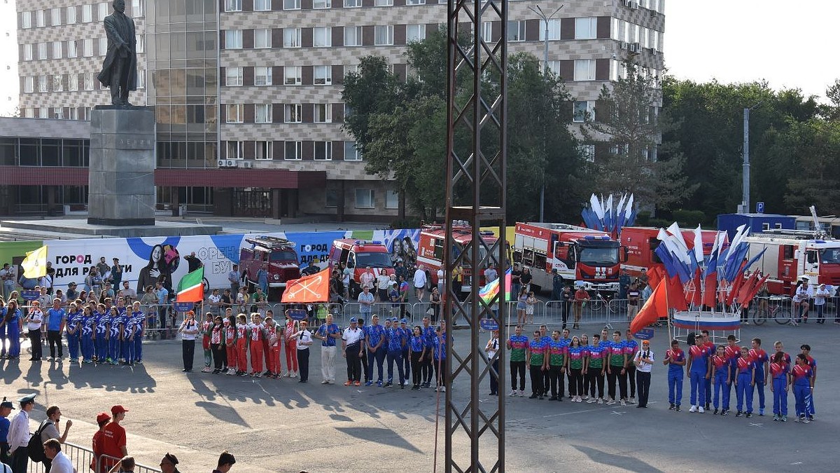 В Оренбурге продолжается чемпионат и первенство МЧС России по  пожарно-спасательному спорту - KP.RU