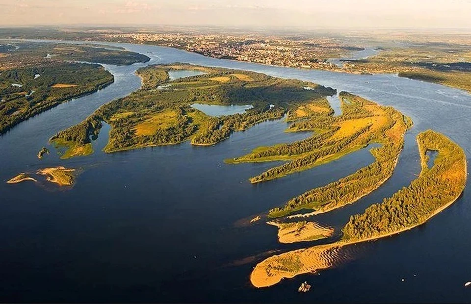 На продаваемом участке проведены свет и вода