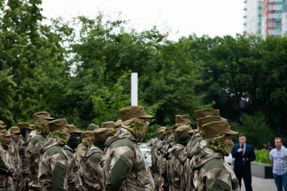15 июля торжественно проводили первых ребят из батальона «Южноуралец» — 82 человека