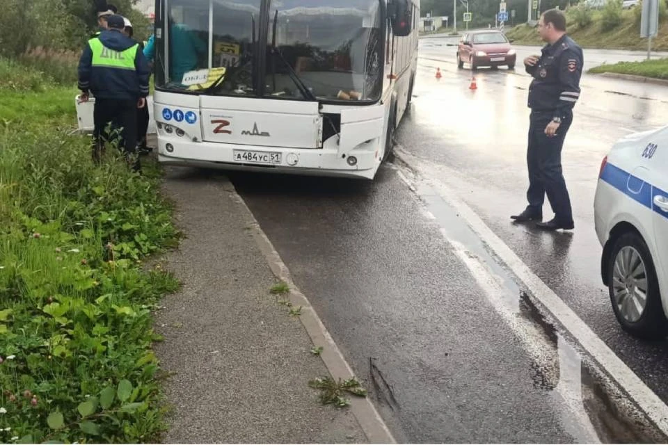 Во время аварии в салоне автобуса не было пассажиров. Фото: vk.com/passapatity