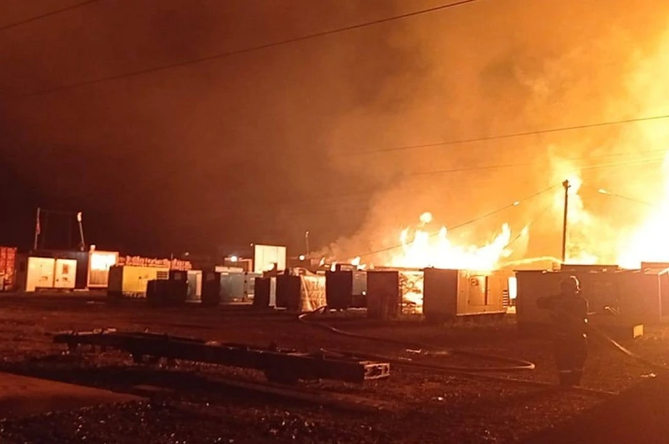 Пожар в екатеринбурге сейчас фото