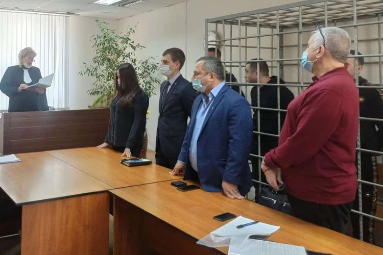 В Волгограде снова начался суд над Арсеном Мелконяном, убившим Романа Гребенюка