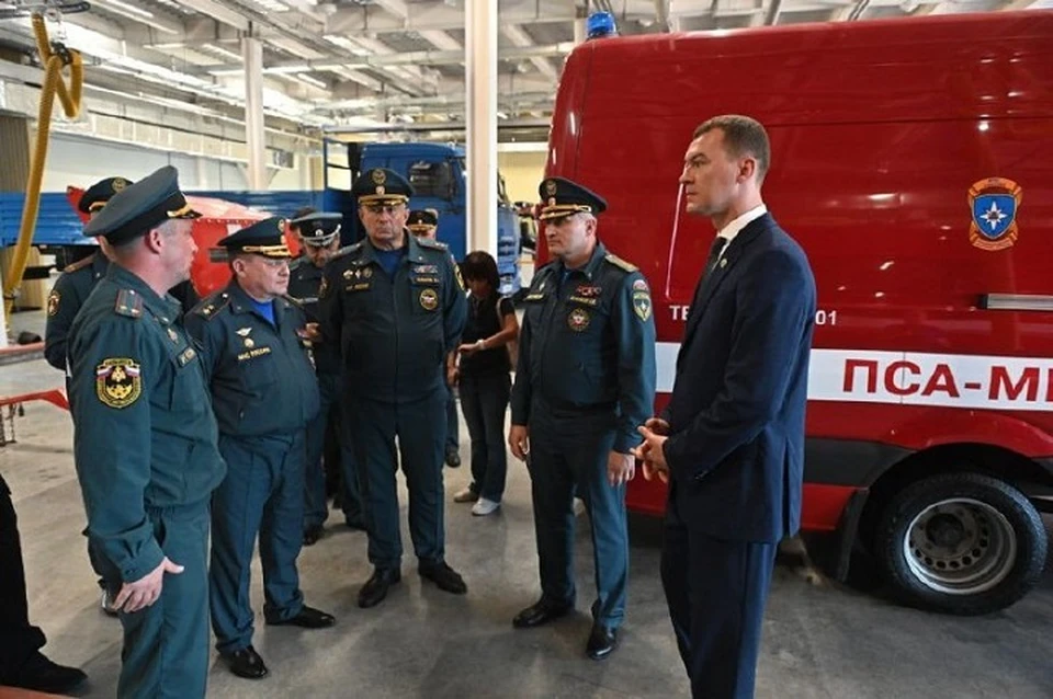 Михаил Дегтярев и Александр Куренков открыли здание противопожарной службы в Хабаровске