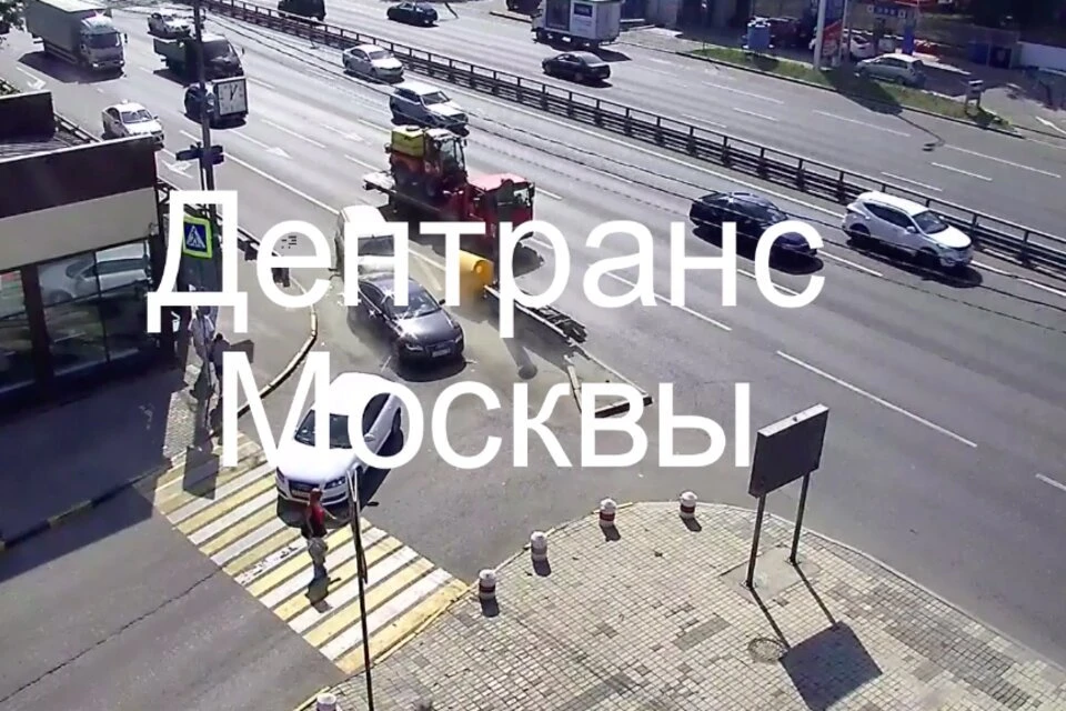 ДТП с участием четырех автомобилей произошло на внешней стороне ТТК