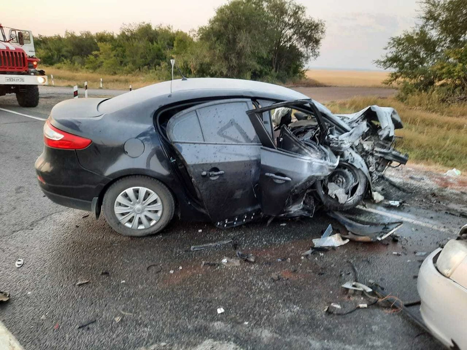 В результате ДТП водитель Nissan Teana от полученных травм скончался на месте