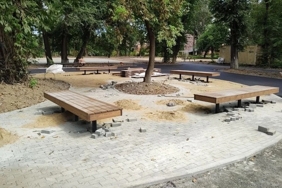 Сейчас в парке делают аллеи и зоны отдыха.