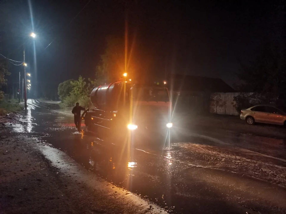 Дежурство водооткачивающей техники организовано во всех районах города