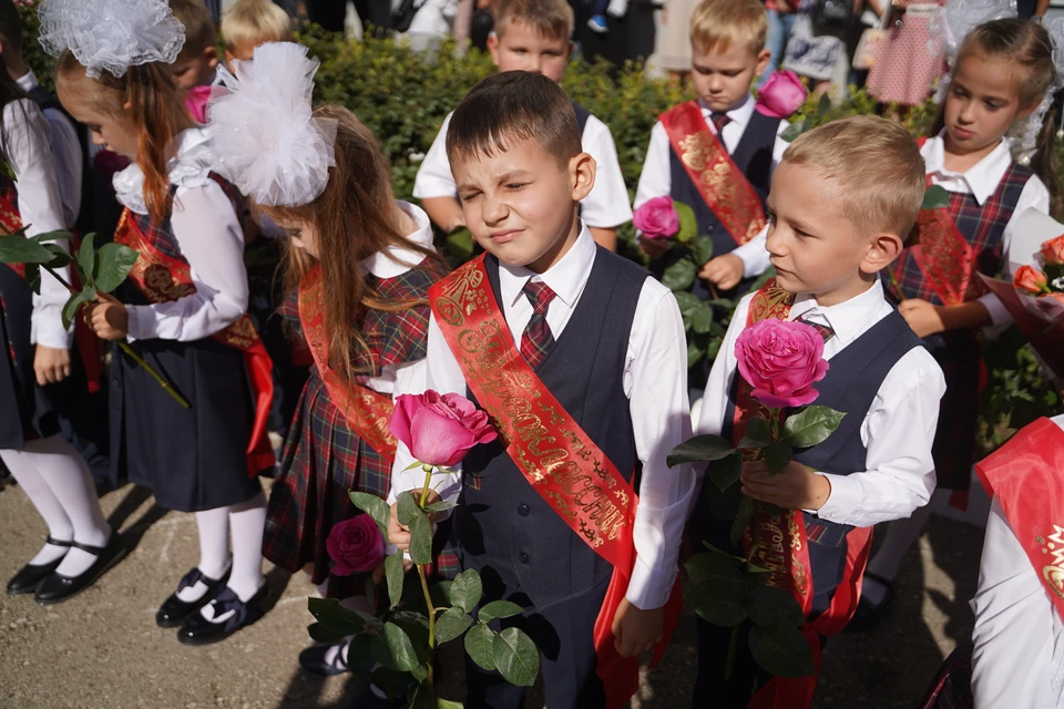 В школу пошли 27,5 тысячи волгоградских первоклассников