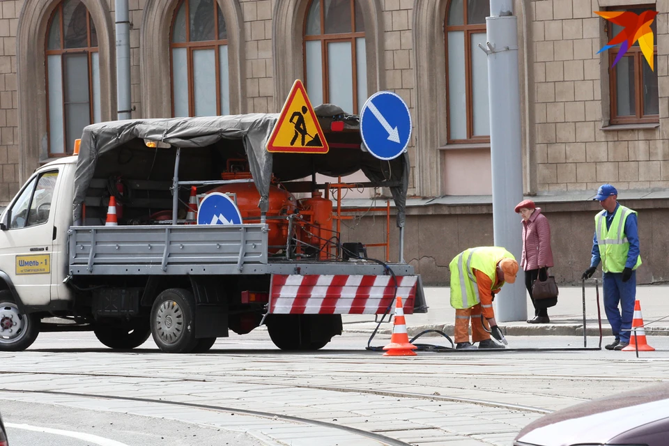 На дорожного рабочего служба занятости обучит за 40 дней.