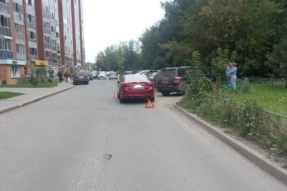 В Заельцовском районе Новосибирска «Мазда» сбила 13-летнего подростка. Фото: Госавтоинспекция НСО