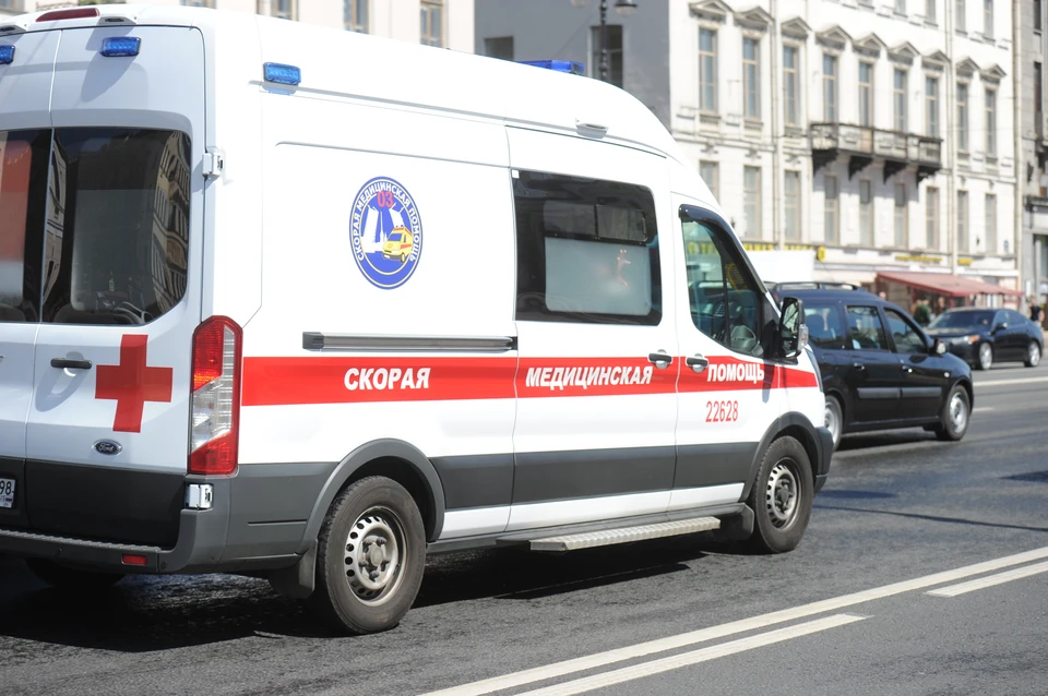 "Нива" сбила семилетнего мальчика в Петергофе