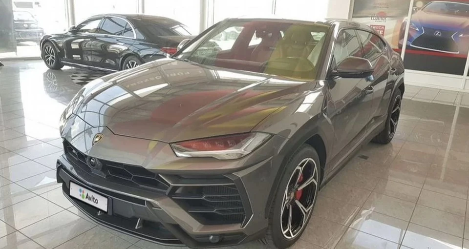 В Томске на продажу выставили автомобиль Lamborghini Urus за 28 500 000 рублей. Фото: "Авито"