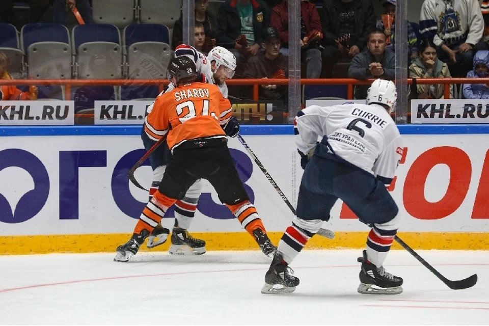 Хоккейная команда «Амур» потерпела поражение в игре с «Металлургом» в Хабаровске Фото: Хоккейный клуб «Амур»