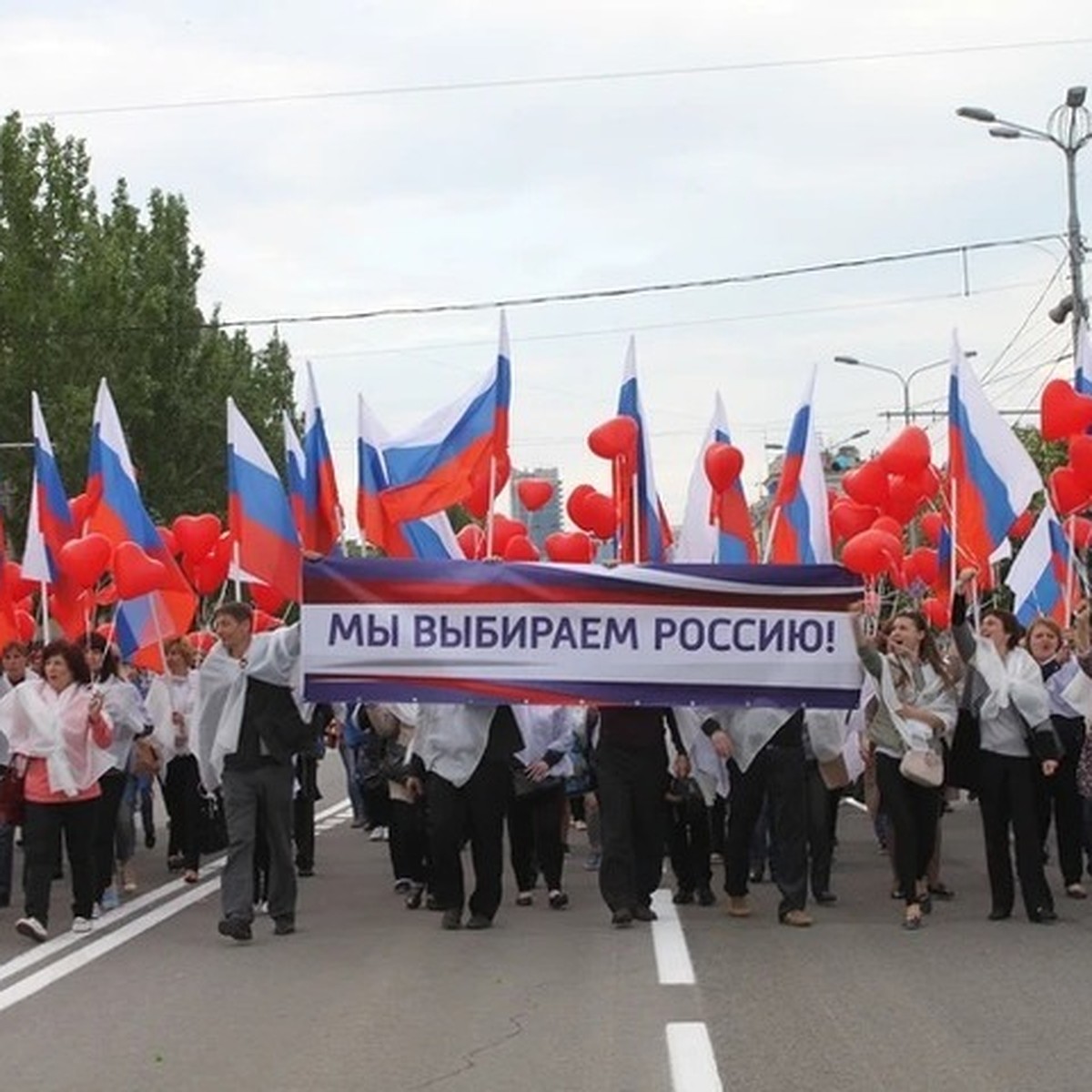 Lugansko ir Donecko liaudies respublikose prasidėjo referendumai